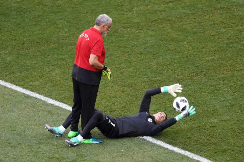 عصام الحضري